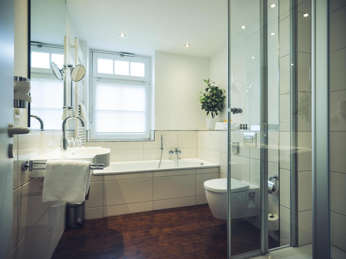 Schlichte Hof Gmbh Hotell Bielefeld Exteriör bild